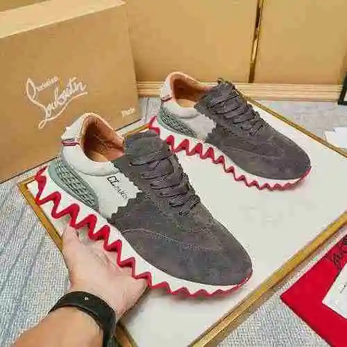 135 Christian Louboutin 22060315 TALLA: 35-48