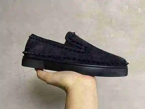 Christian Louboutin 22060302 TALLA: 38-47 MUJER35-40