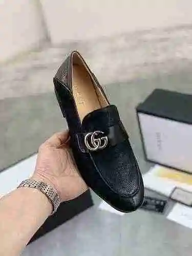 Zapato GUCCI para hombre Código: 0721B90 Talla: 38-44