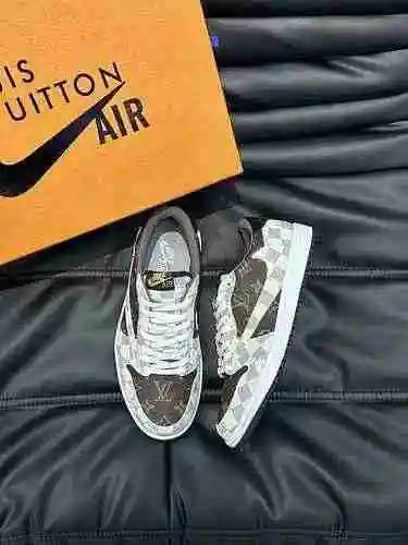 Zapato LV Hombre Código: 0724B60 Talla: 38-44 (45 Personalizado sin devolución ni cambio)