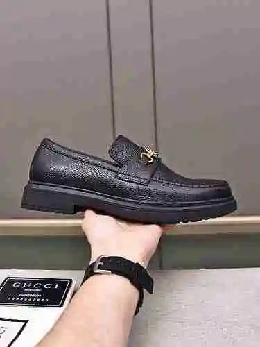 Código de zapato de hombre GUCCI: 0717B80 Talla: 38-44 (45 se puede personalizar)