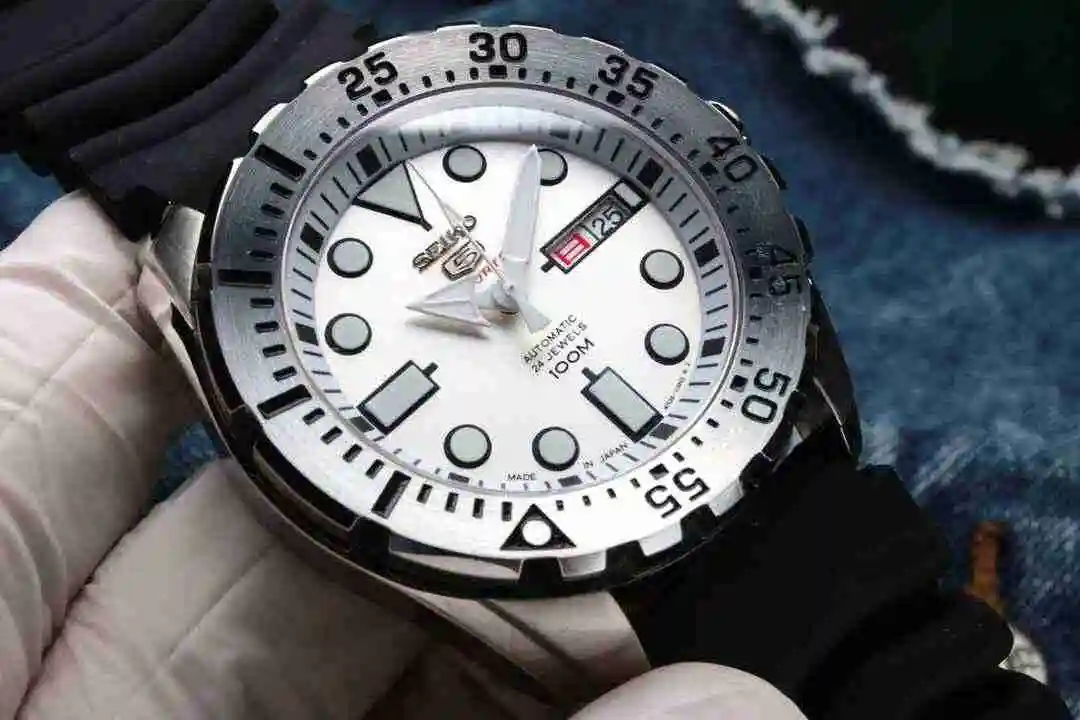 KK05800 (6).webp