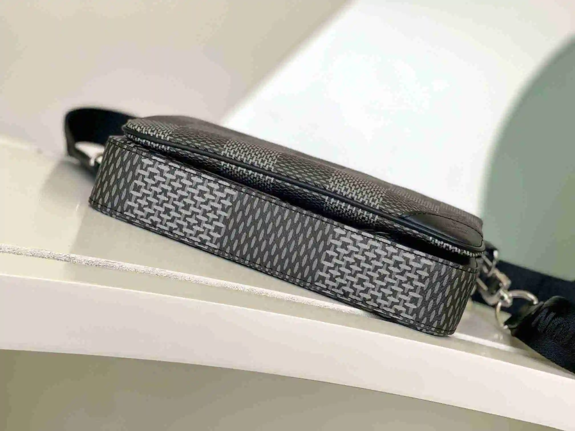 GT004150 (5).webp