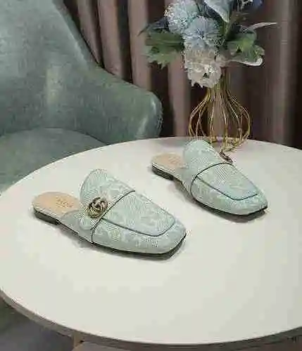 Zapatos de mujer GUCCI (algunos estilos de color tienen zapatos de hombre) Código: 0510B40 Talla: 35