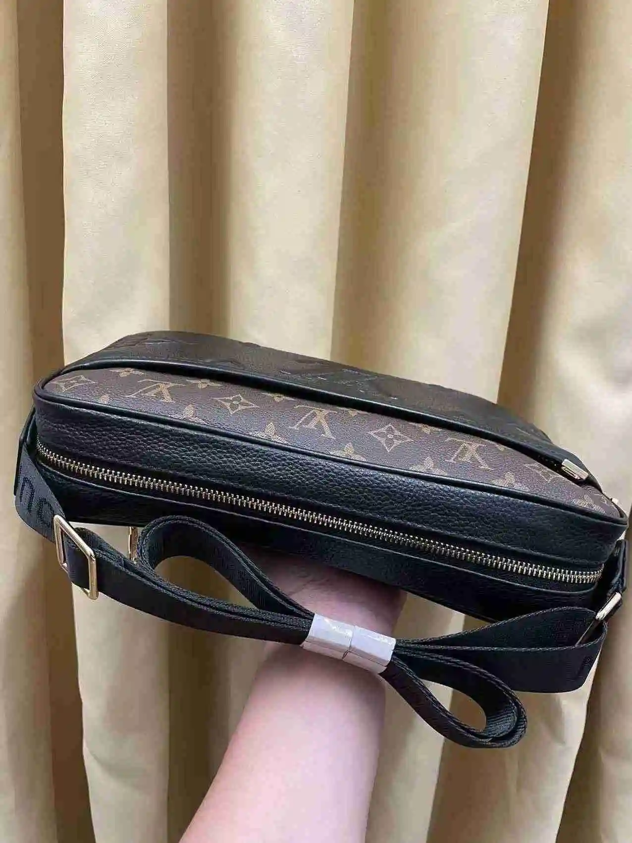KM002750 (3).webp