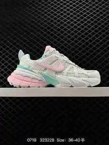 4 ZAPATILLAS NIKE V2K RUN PARA CORRER Zapatillas deportivas transpirables de malla de moda retro Gri
