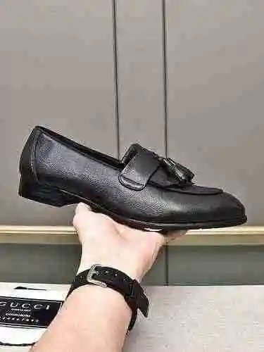 Código de zapato de hombre GUCCI: 0717B70 Talla: 38-44 (45 se puede personalizar)
