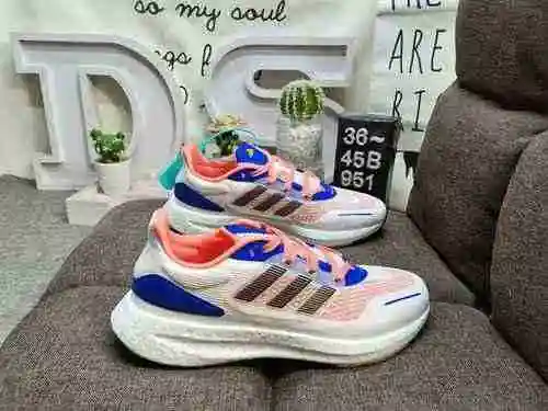 951D company level is really explosive! Adidas/men's shoes are made of authentic and explosive mater