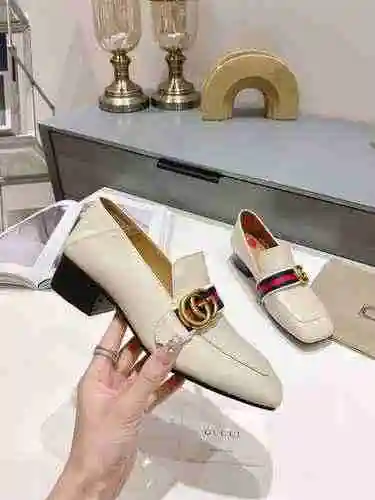 Zapatos de mujer GUCCI (algunos estilos de color tienen zapatos de hombre) Código: 0510B40 Talla: 35