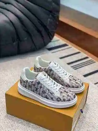 Zapato LV Hombre Código: 0509B30 Talla: 38-44 (personalizado al 45)