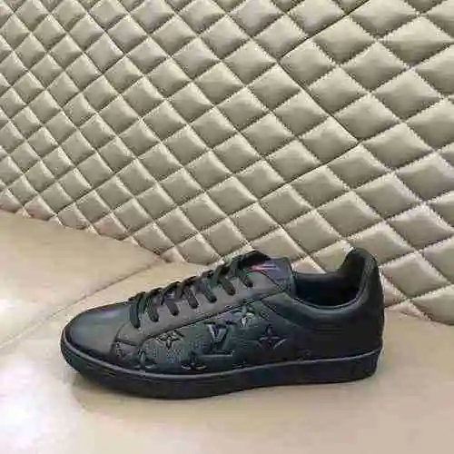 Zapato LV Hombre Código: 0520B30 Talla: 38-44