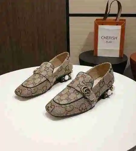 Zapatos de mujer GUCCI (algunos estilos de color tienen zapatos de hombre) Código: 0510B60 Talla: 35