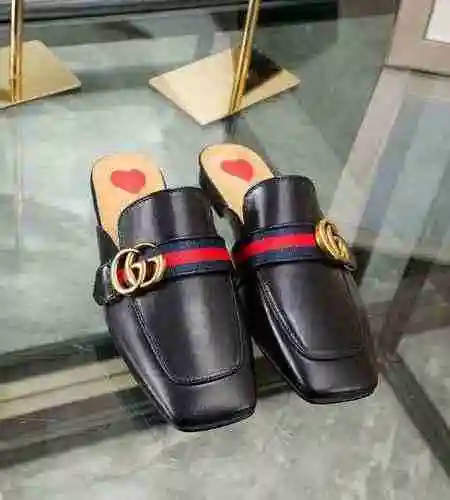 Zapatos de mujer GUCCI (algunos estilos de color tienen zapatos de hombre) Código: 0510B40 Talla: 35