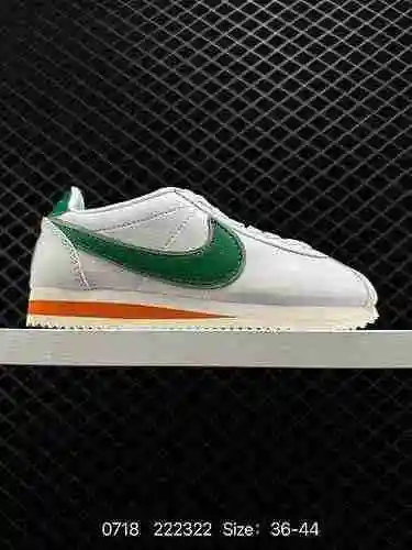 Stranger Things Limited Color Matching x Nike Classic Cortez QS&# x27; Escuela secundaria Hawkin