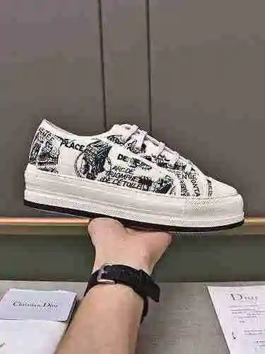 Código de pareja Dior: 0717B50 Talla: Mujer 35-39 (40 personalizado) Hombre 38-44 (45 personalizado)