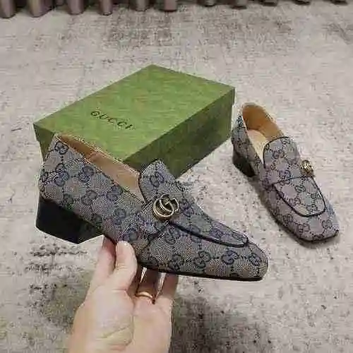 Zapatos de mujer GUCCI (algunos estilos de color tienen zapatos de hombre) Código: 0510B40 Talla: 35