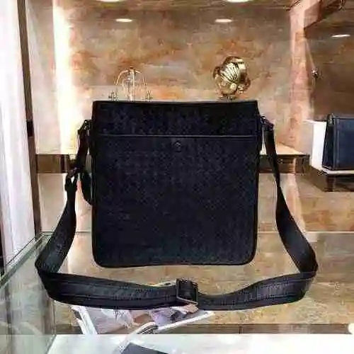 El bolso de hombro exclusivo para hombres está hecho de cuero original importado de primer nivel y u