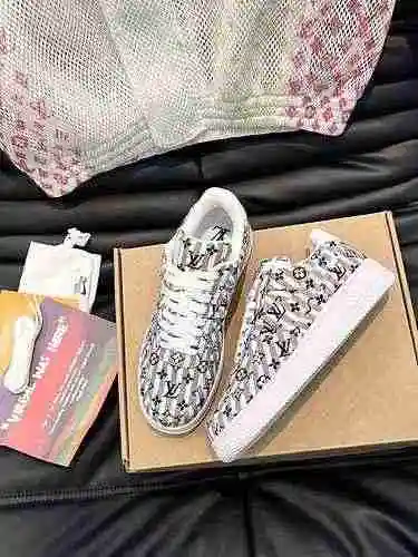 Marca LV Co * Código de calzado para hombre: 0714B60 Tamaño: 38-44 (45 hechos a medida)