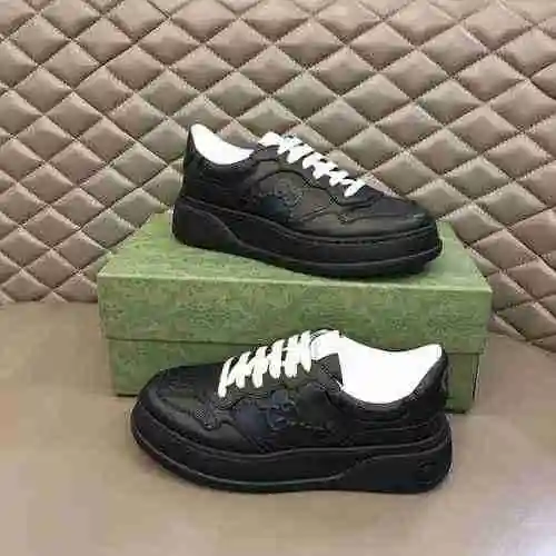 Código de pareja GUCCI: 0328B50 Talla: Mujer 35-40 Hombre 38-44 (personalizado para 45)