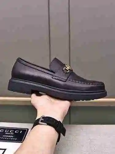 Código de zapato de hombre GUCCI: 0717B80 Talla: 38-44 (45 se puede personalizar)