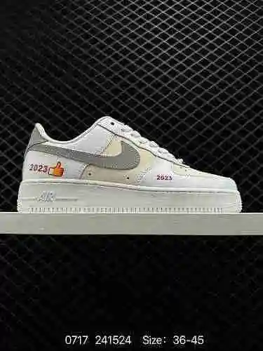 2 Nike Air Force Low Air Force One zapatilla casual de caña baja. El rendimiento de amortiguación su