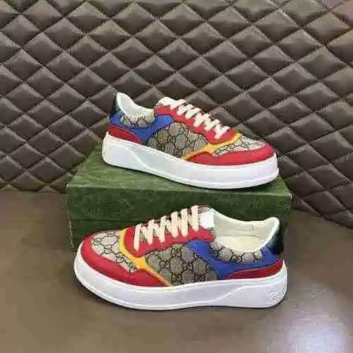Código de pareja GUCCI: 0328B50 Talla: Mujer 35-40 Hombre 38-44 (personalizado para 45)