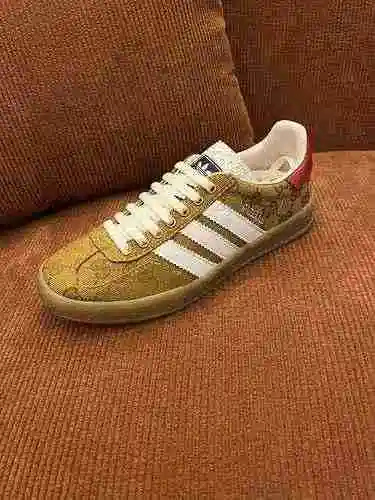 Marca Gucci Co * Código de estilo de pareja: 0726B60 Talla: Mujer 35-40 Hombre 39-44