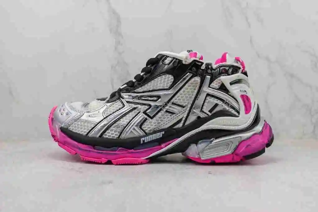 巴黎世家 Runner (1 - 9).webp