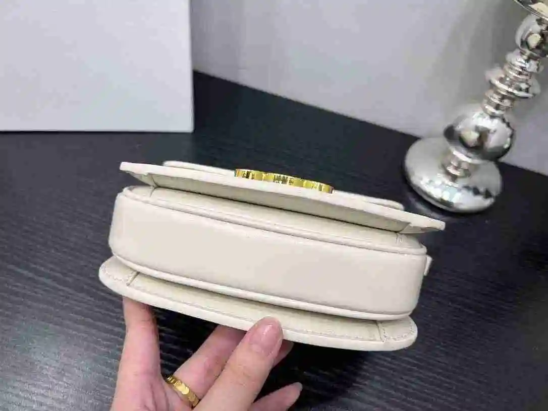 ED002150 (7).webp