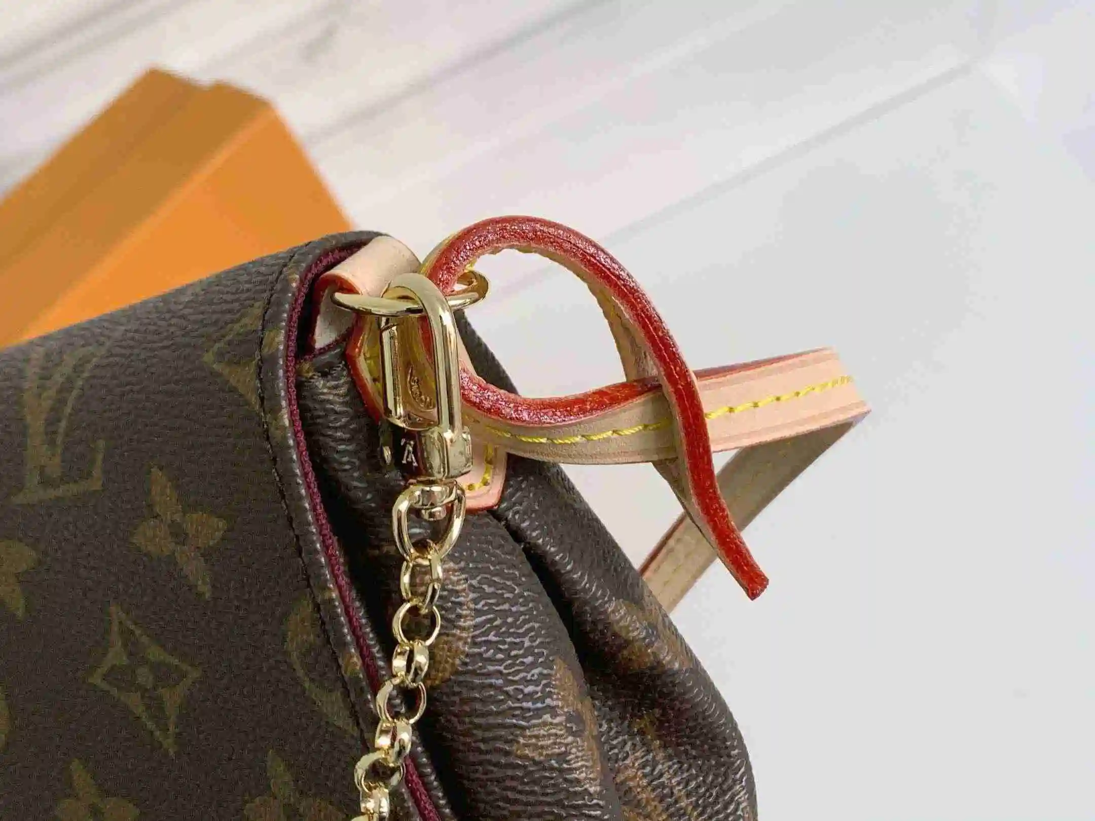 FV001550 (11).webp