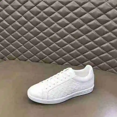 Zapato LV Hombre Código: 0806B40 Talla: 38-44 (45 personalizados sin devolución ni cambio)