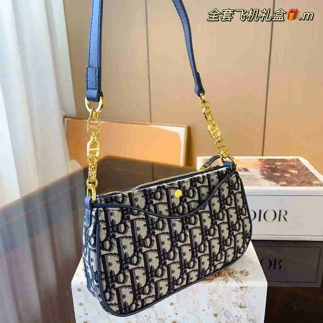 IK001950 (4).webp