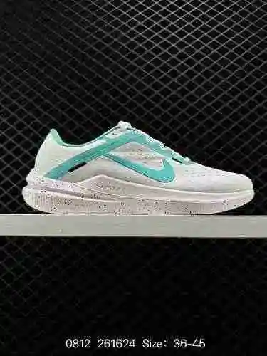 Las zapatillas para correr Nike Air Zoom Winflo Lunar cuentan con una malla mejorada y un diseño de 