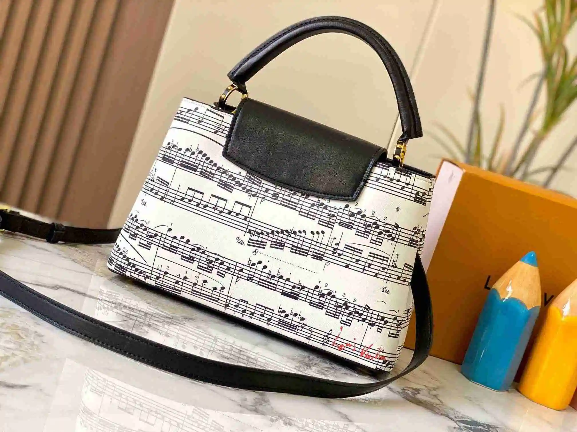 JU002750 (4).webp
