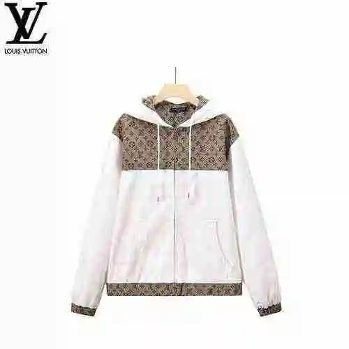 Chaqueta con capucha y logo de jacquard en patchwork LV Louis Vuitton 23ss