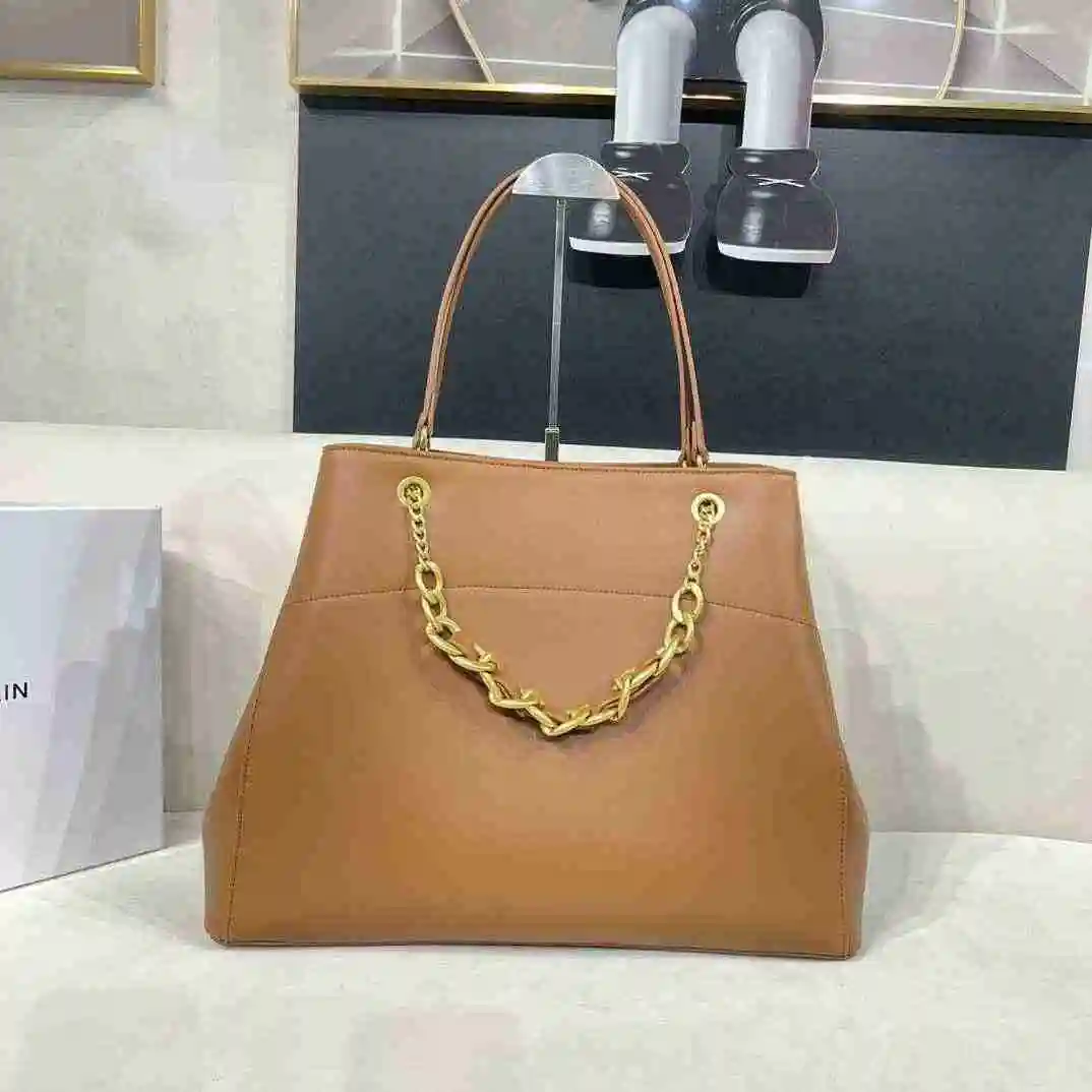 LO002450 (16).webp