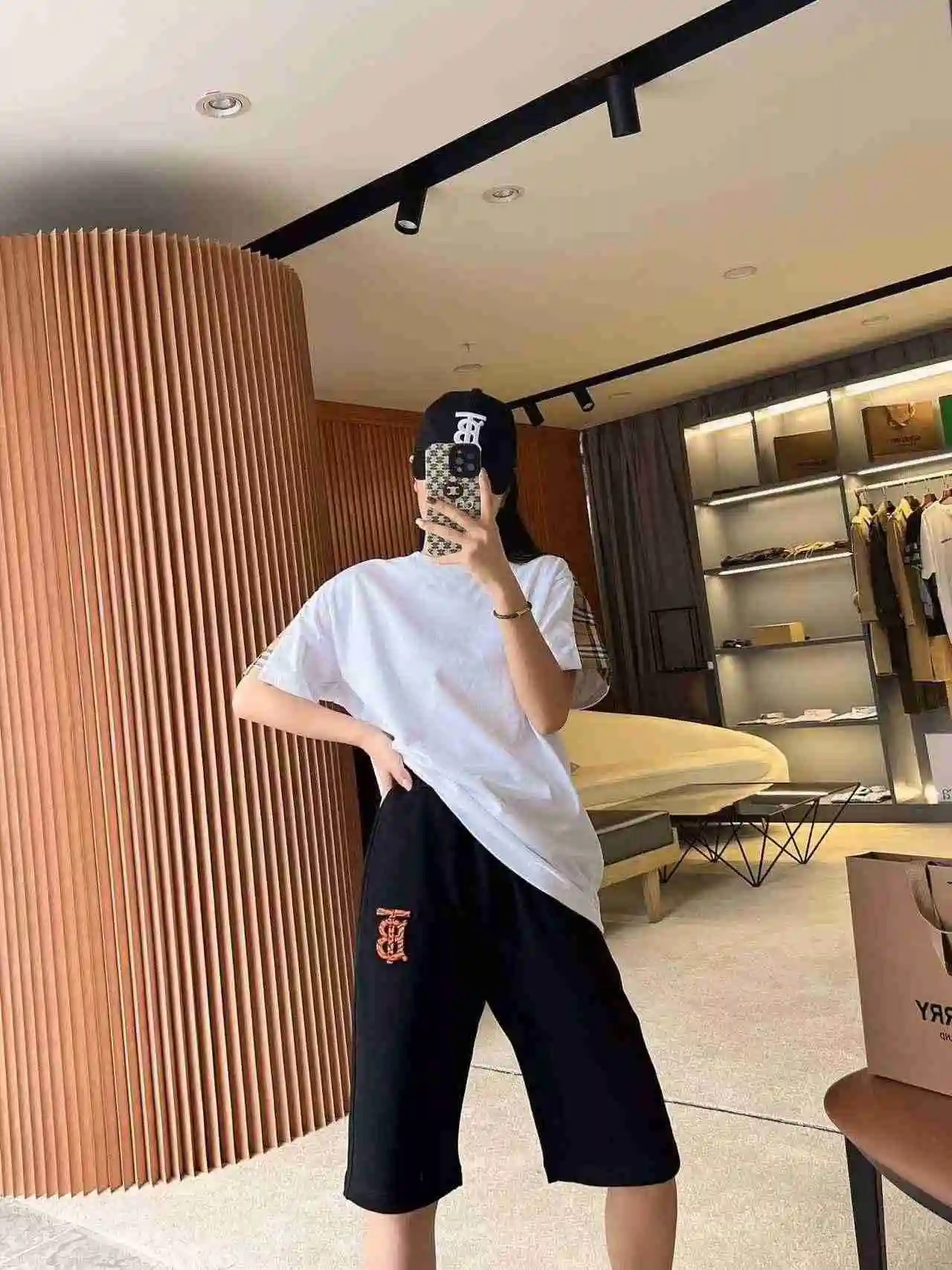 微信图片_202308102325163.webp
