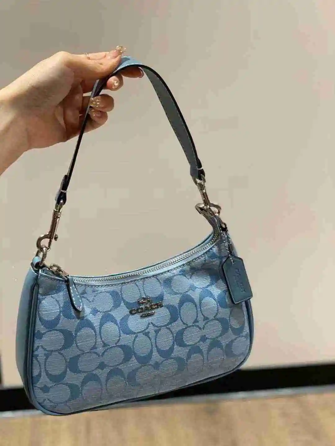 SF002050 (1).webp