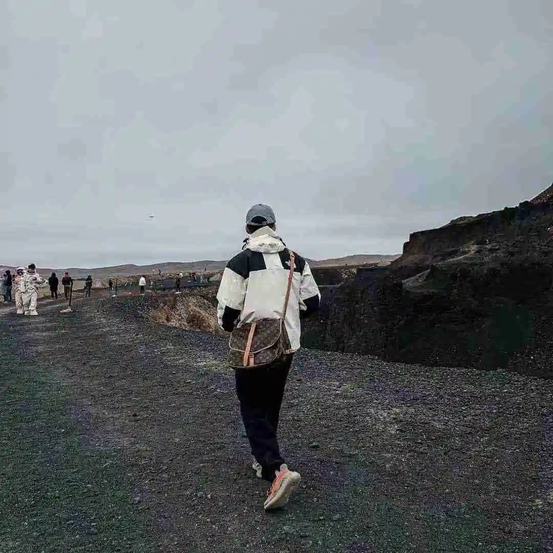 74ed41db.webp