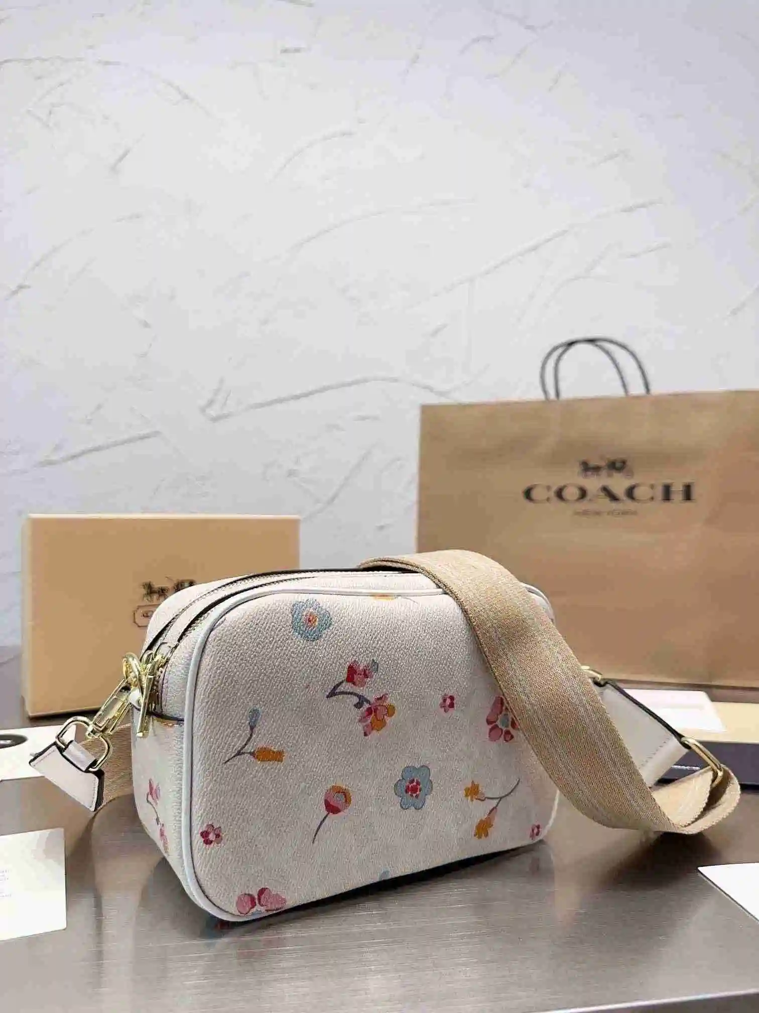 FB001550 (4).webp