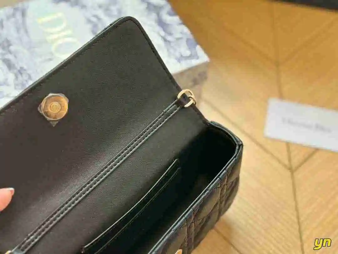 LO001850 (3).webp