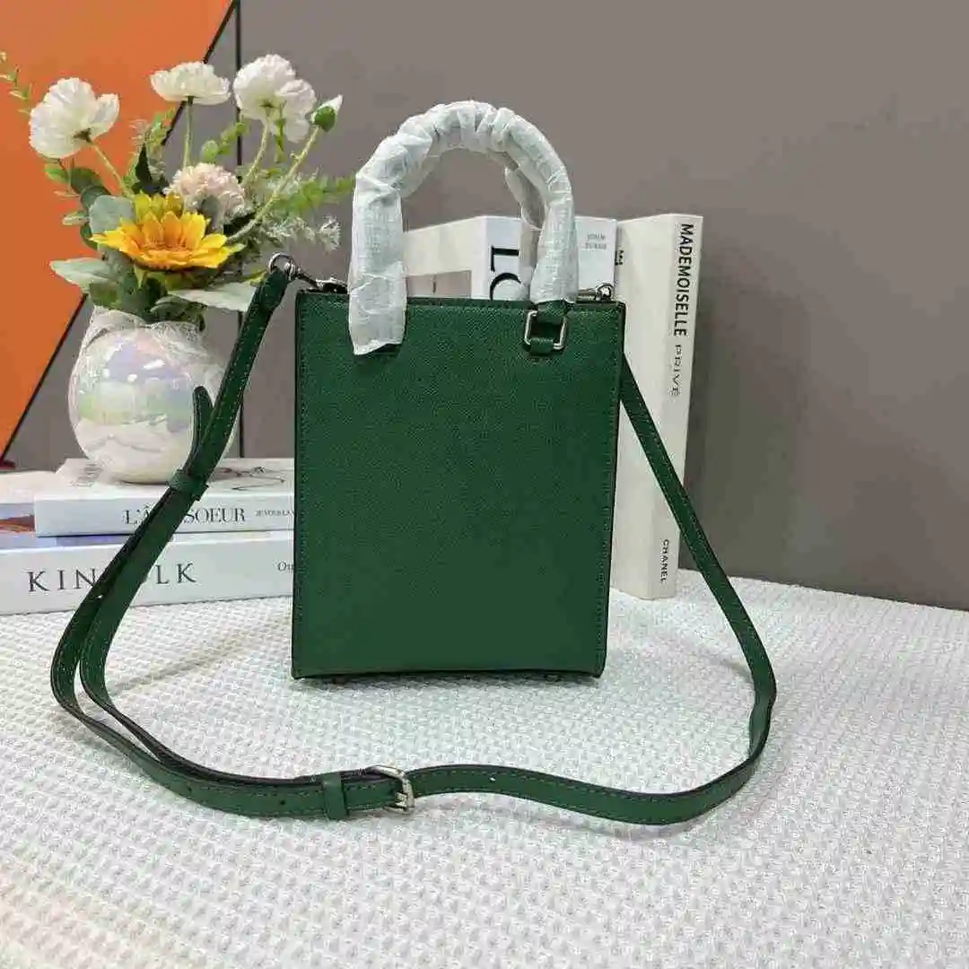 DS002550 (8).webp