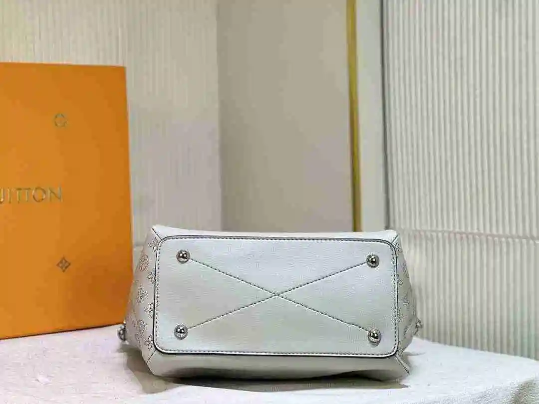HR002250 (7).webp
