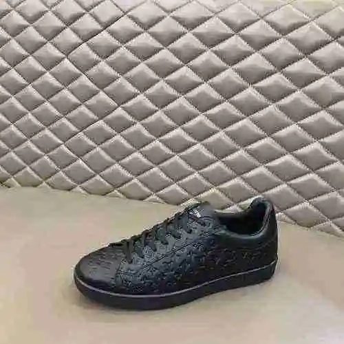 Zapato LV Hombre Código: 0806B40 Talla: 38-44 (45 personalizados sin devolución ni cambio)