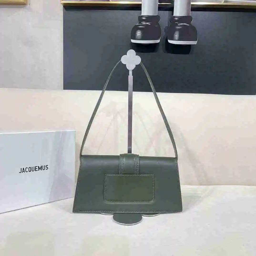 LO001950 (15).webp