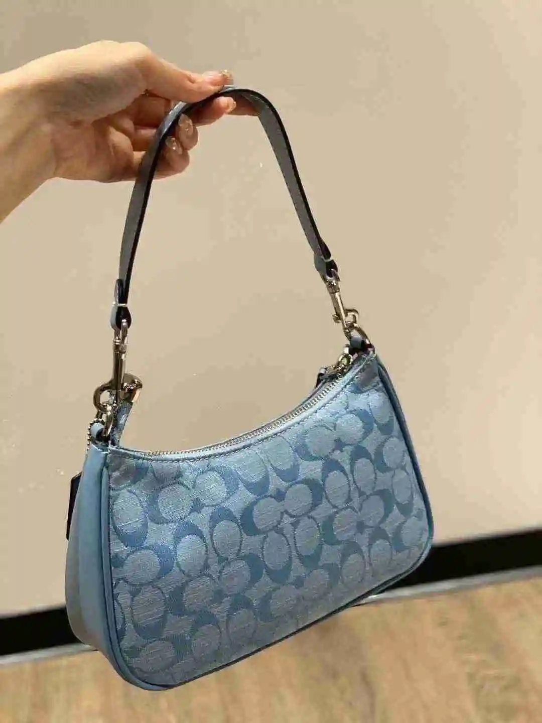 SF002050 (3).webp