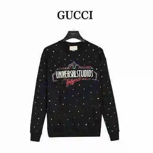 Suéter con bordado de cristales de Gucci