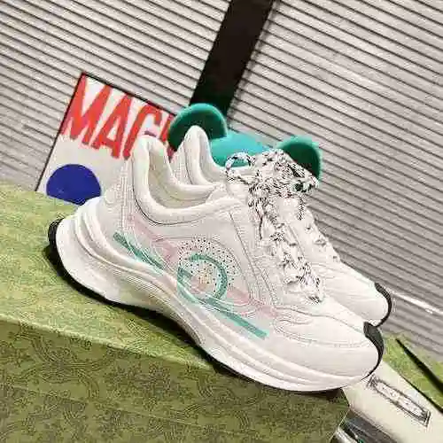 Código de pareja GUCCI: 0811D60 Talla: 35-44. (45 personalizados sin devolución ni cambio)