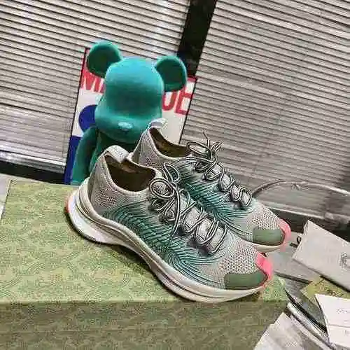 Código de pareja GUCCI: 0811D40 Talla: 35-44. (45 personalizados sin devolución ni cambio)