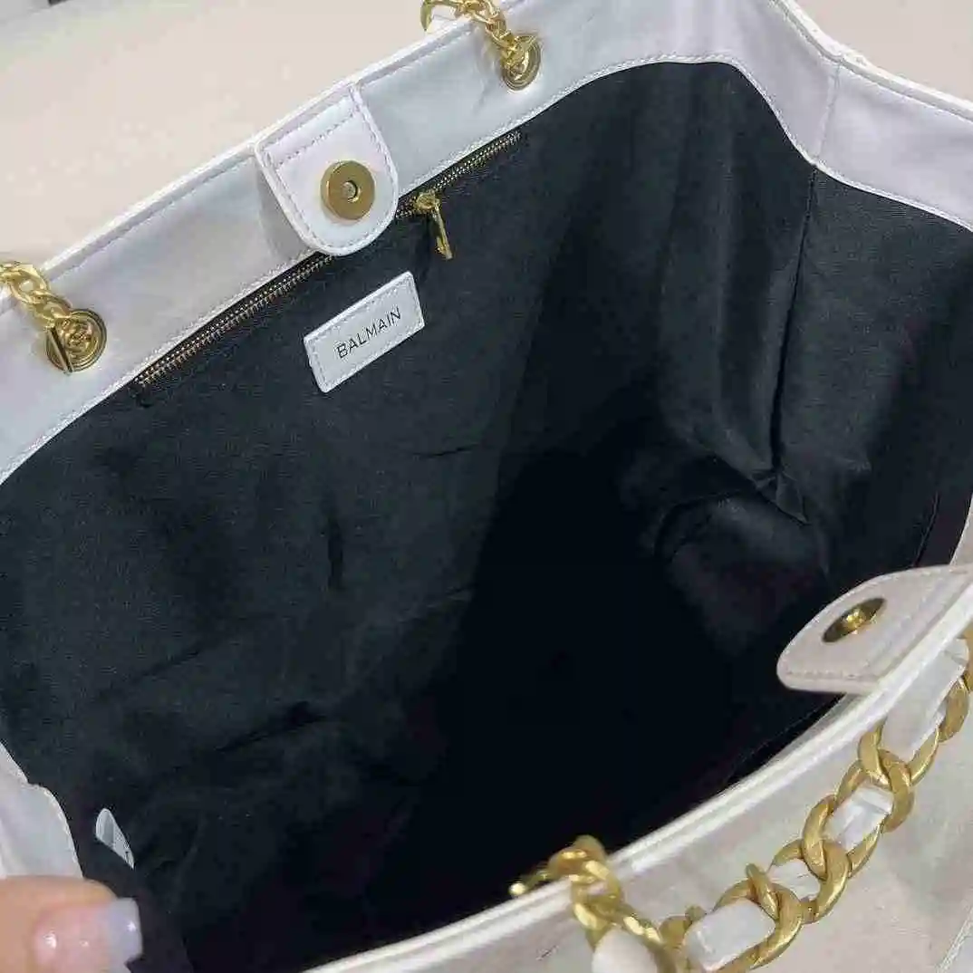 LO002450 (2).webp